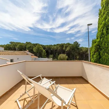 Berta Villa L' Escala